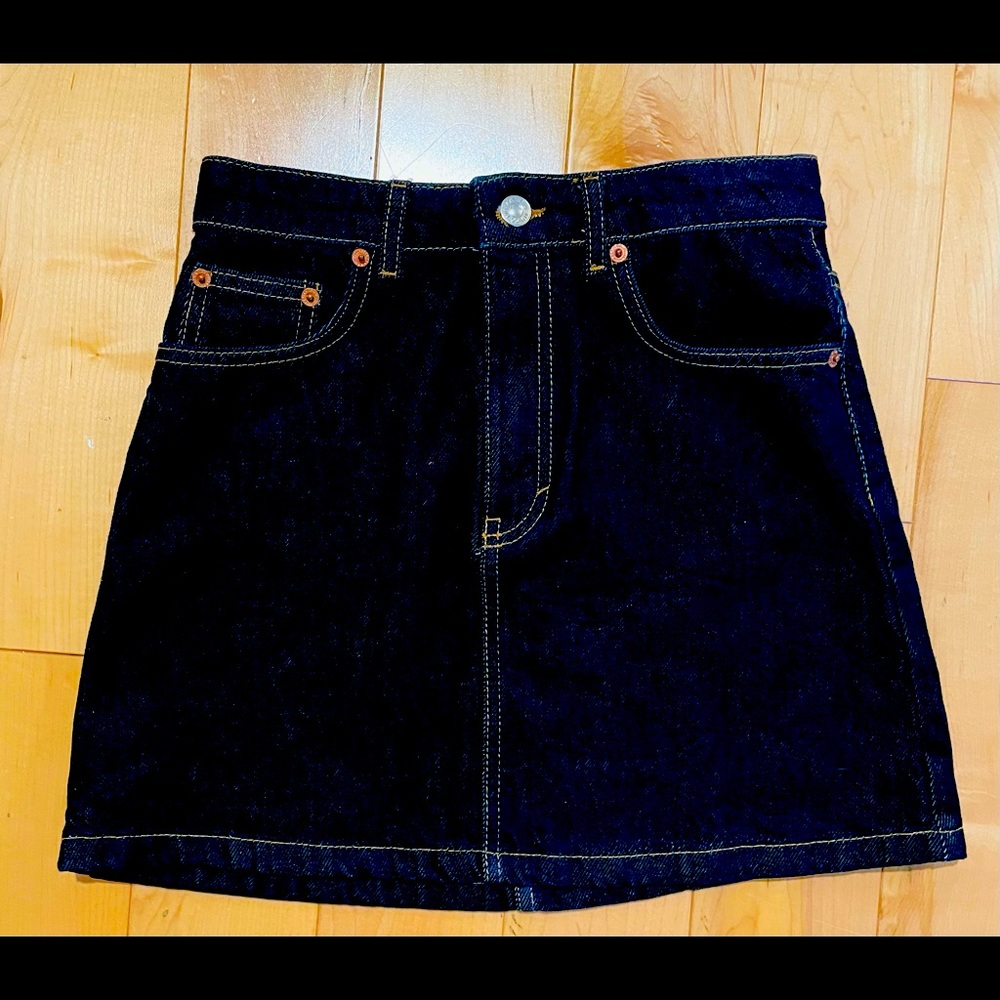 Pull & Bear Size S Dark Wash Denim Mini Skirt